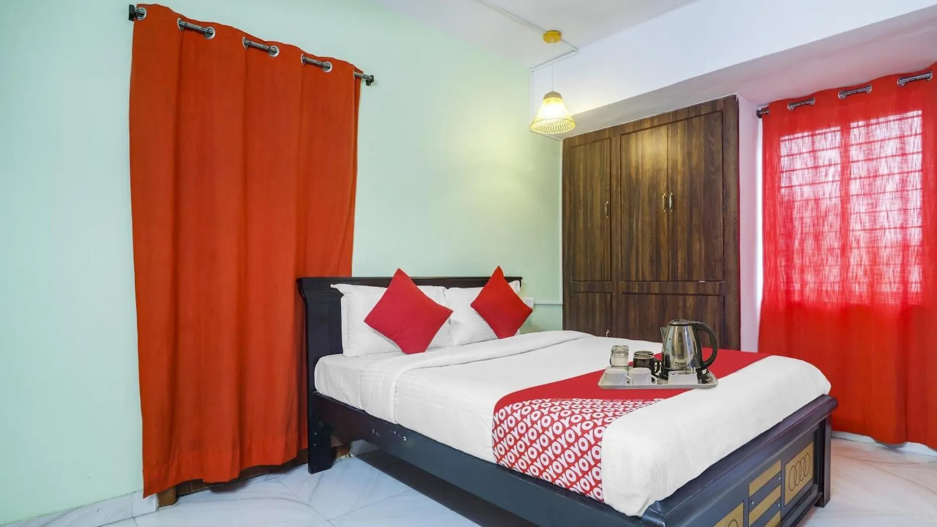 Staying Near NIPER Hyderabad: 6 OYO Hotels Compared