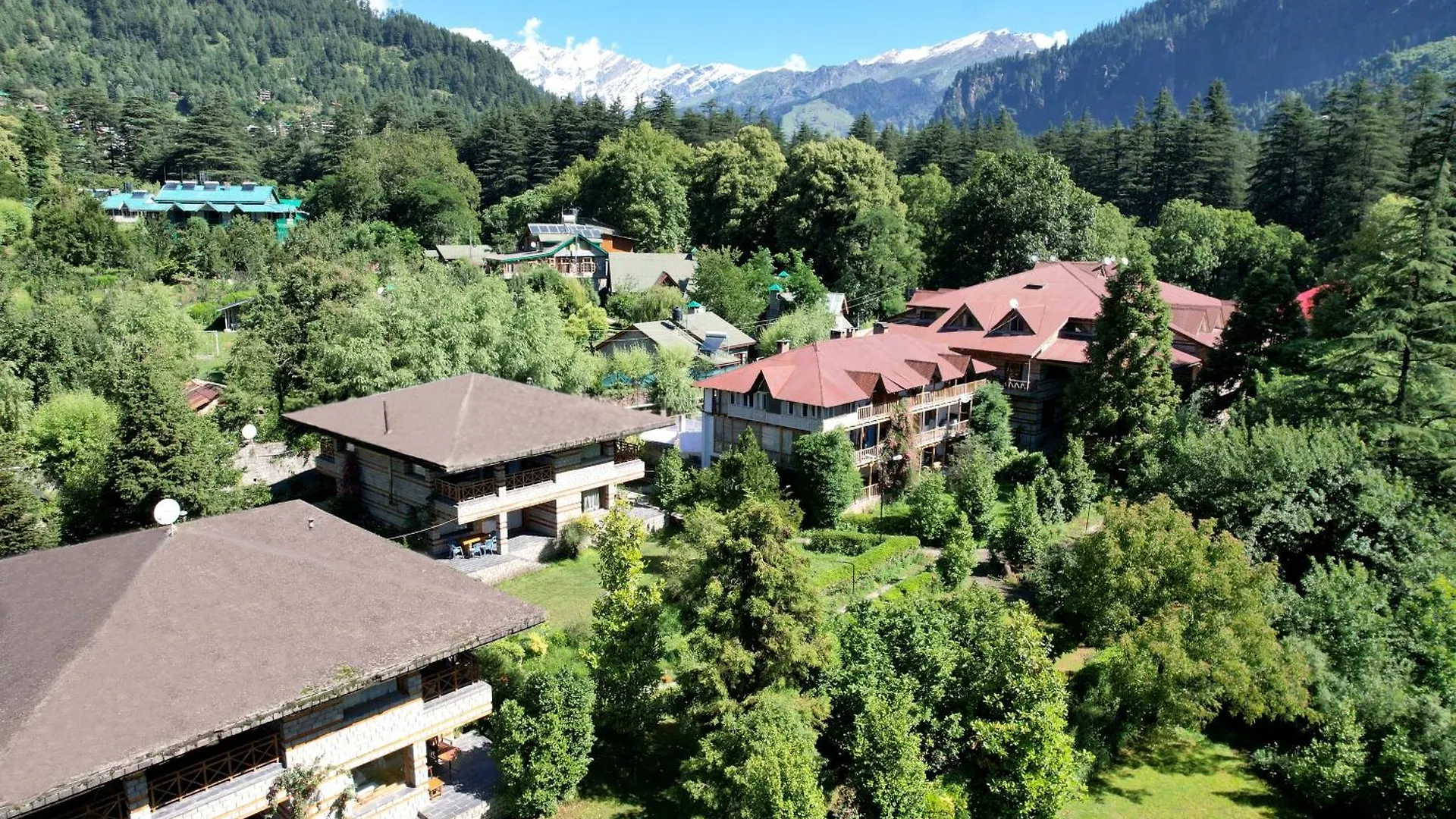 4 Four-Star Hotels in Old Manali Worth Booking