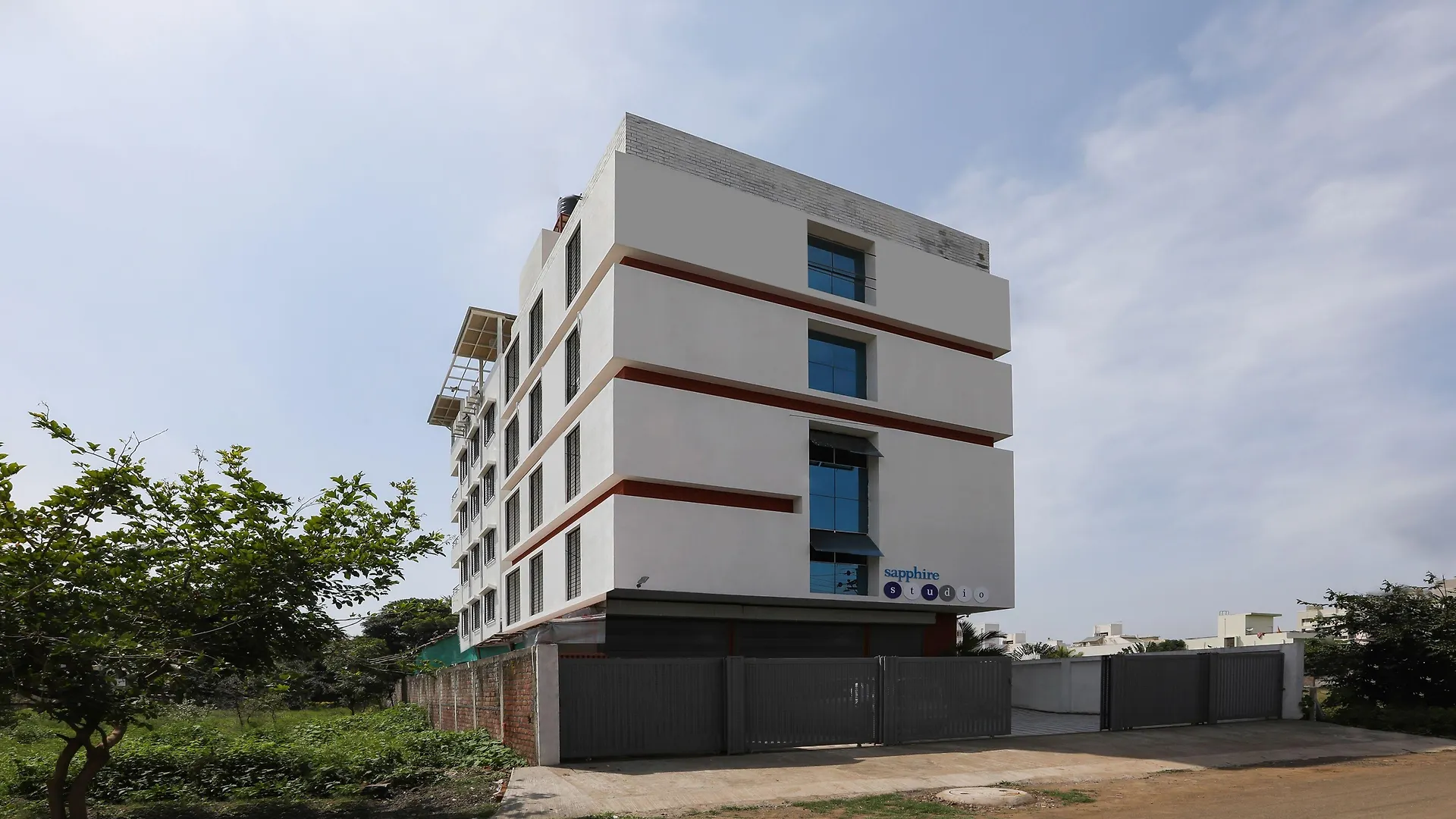 6 Budget-Friendly Hotels Close to Someshwar Temple Nashik