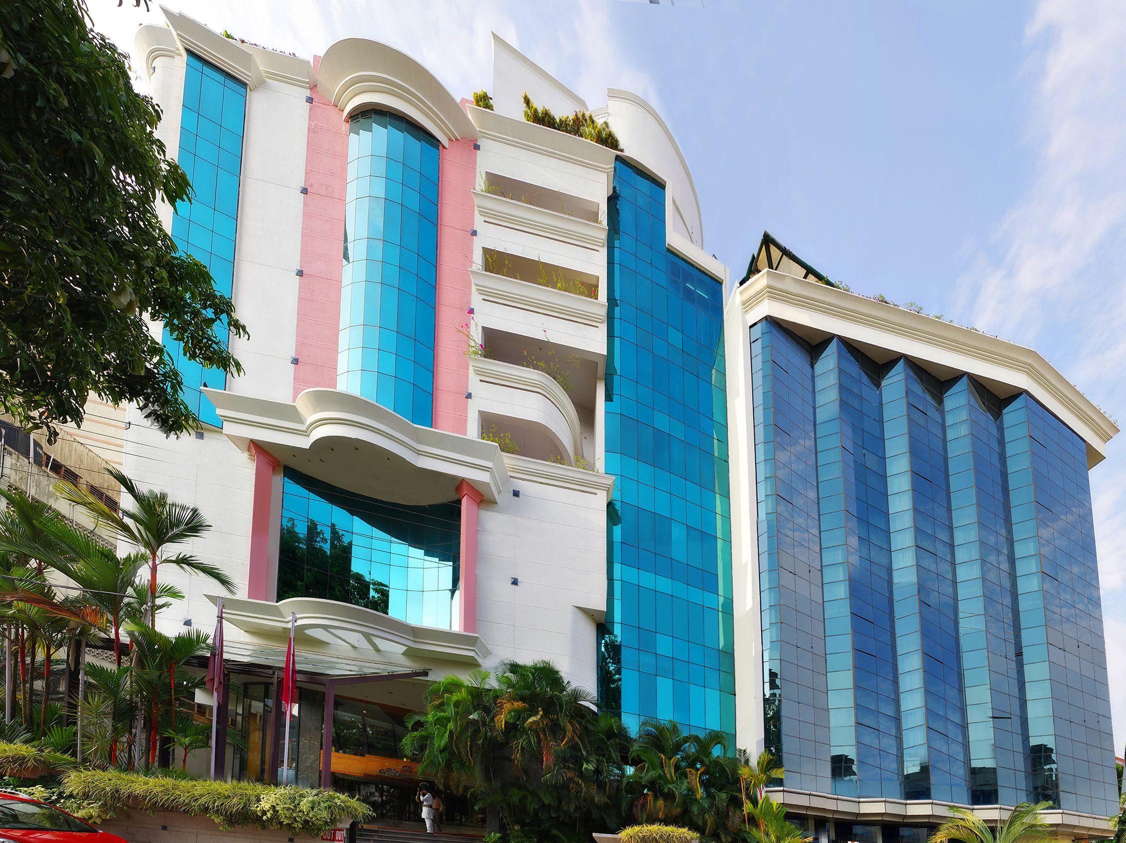 4 Business Hotels Near Padmanabhaswamy Temple Worth Booking
