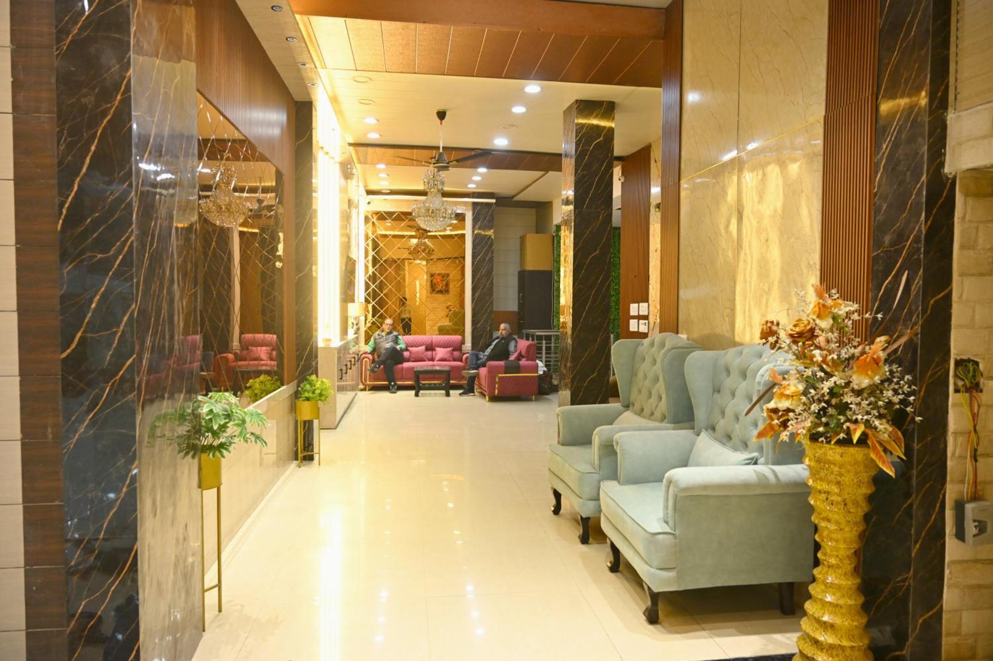 9 Central Hotels Near The Celebration Mall Worth Booking